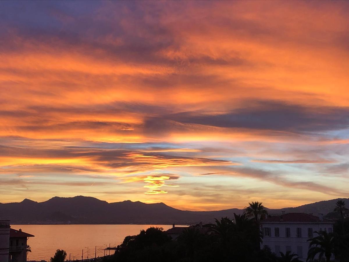 Esterel Terrasses, Roof Top, Plage, Parking Payant Cannes Exteriör bild
